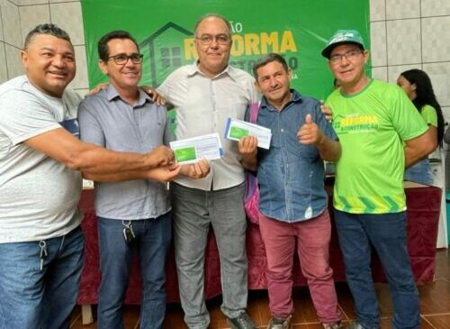 Prefeitura de Canaã realiza entrega de benefício para 48 cidadãos do município