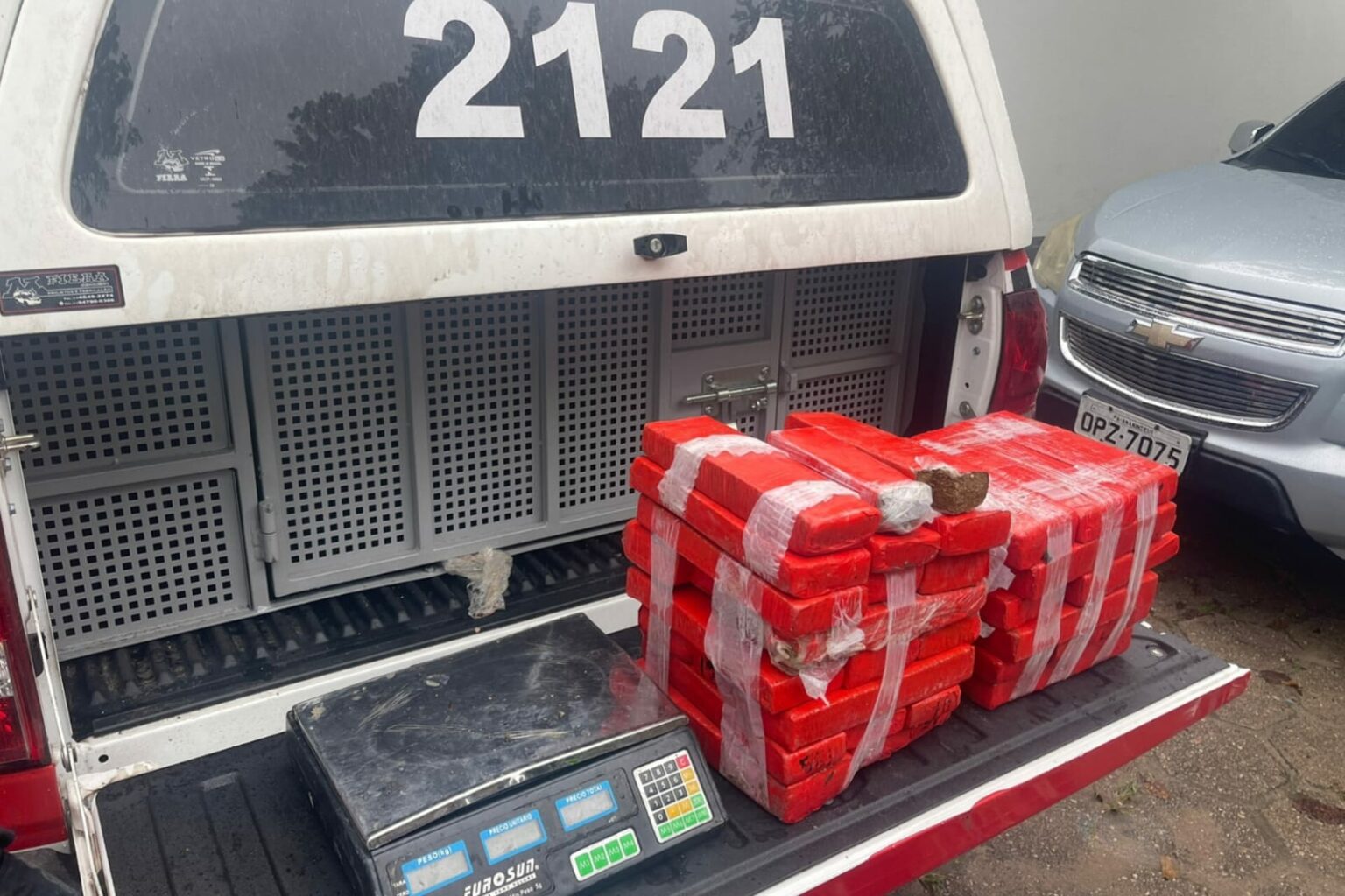 Dupla é presa com 38 kg de drogas após trocar tiros com a PM no Pará