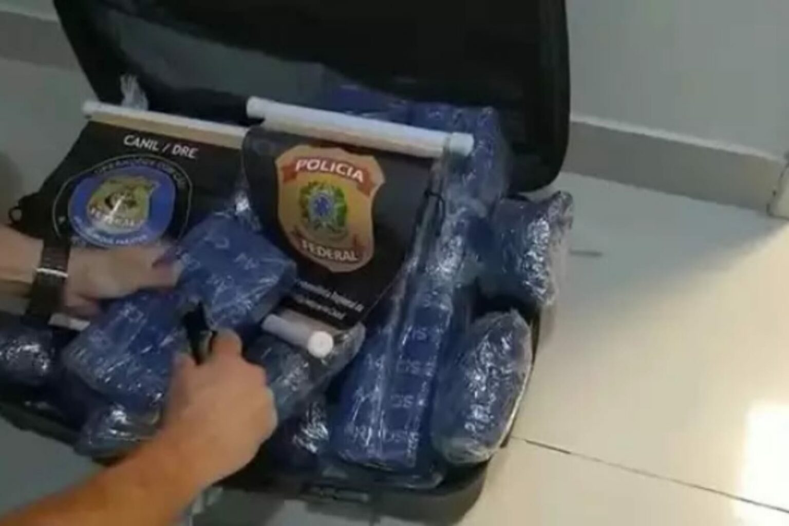 Paraense é presa com 13,3 kg de cocaína no Aeroporto de Fortaleza