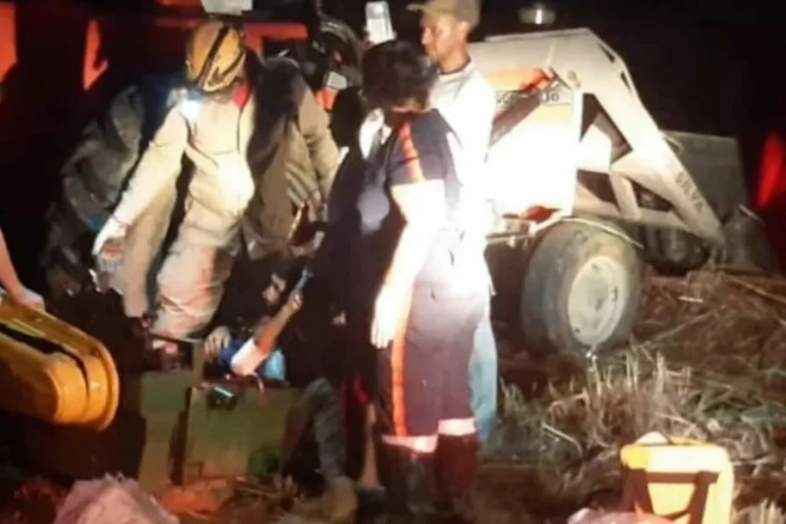 Adolescente morre após ter perna triturada por máquina agrícola