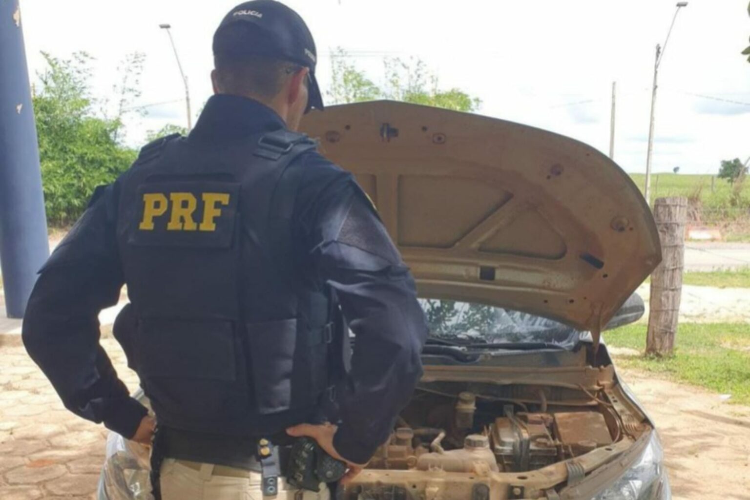 PRF recupera veículo roubado em Marabá