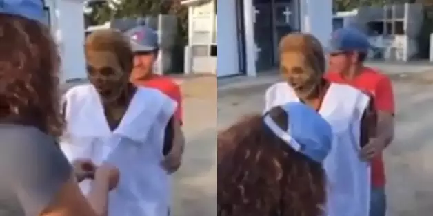 Família desenterra idosa 10 anos após a morte para ‘trocar a roupa’