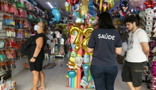 Para evitar golpes, consumidor deve ficar atento nas compras