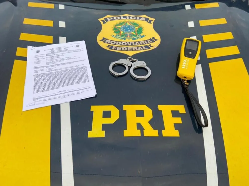 Motorista é preso por embriaguez ao volante após capotar com carreta no Pará