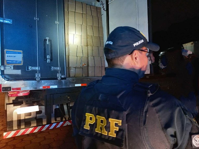 PRF apreende mais de 25 toneladas de camarão em Dom Eliseu