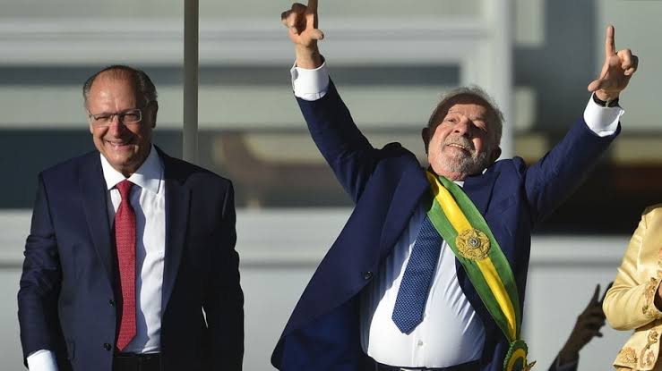 Alckmin assume Presidência pela primeira vez após viagem de Lula