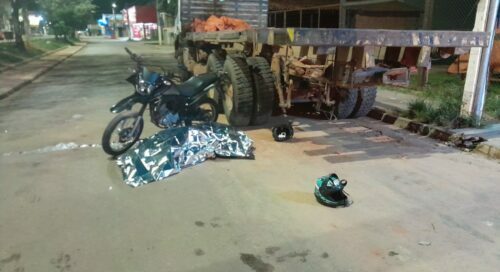 Motociclista morre após colidir moto contra caminhão em Parauapebas