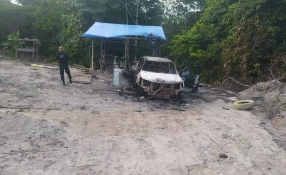 Posseiros invadem área, queimam veículos e roubam armas no interior do Pará