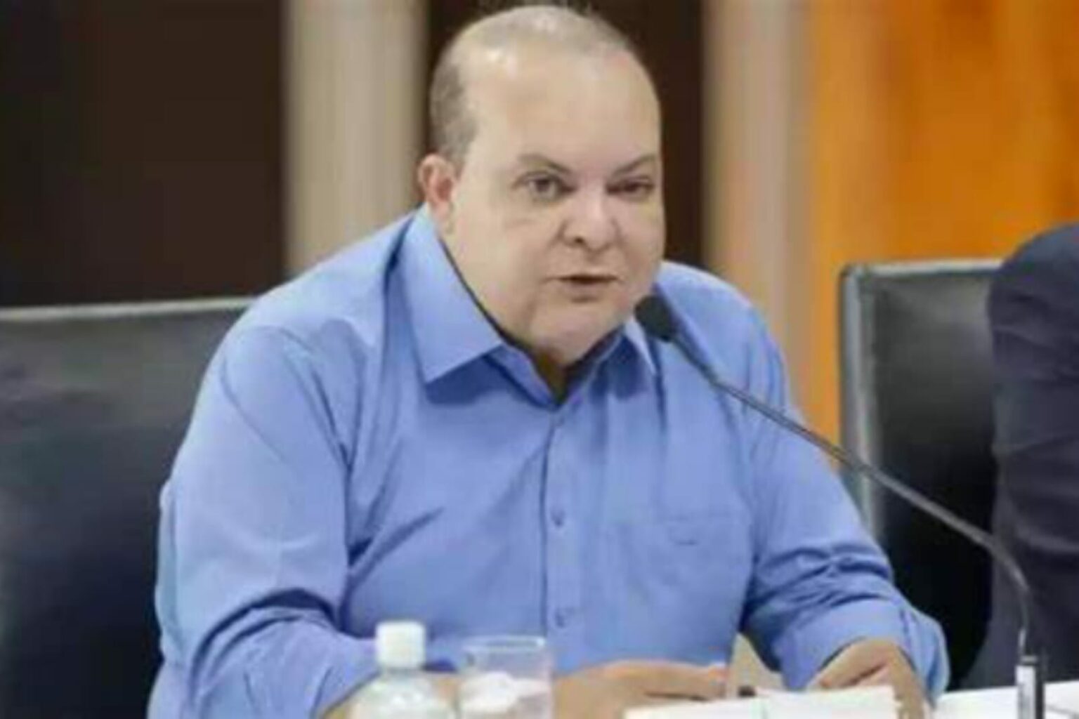 Moraes determina afastamento de governador do DF, Ibaneis Rocha, por 90 dias