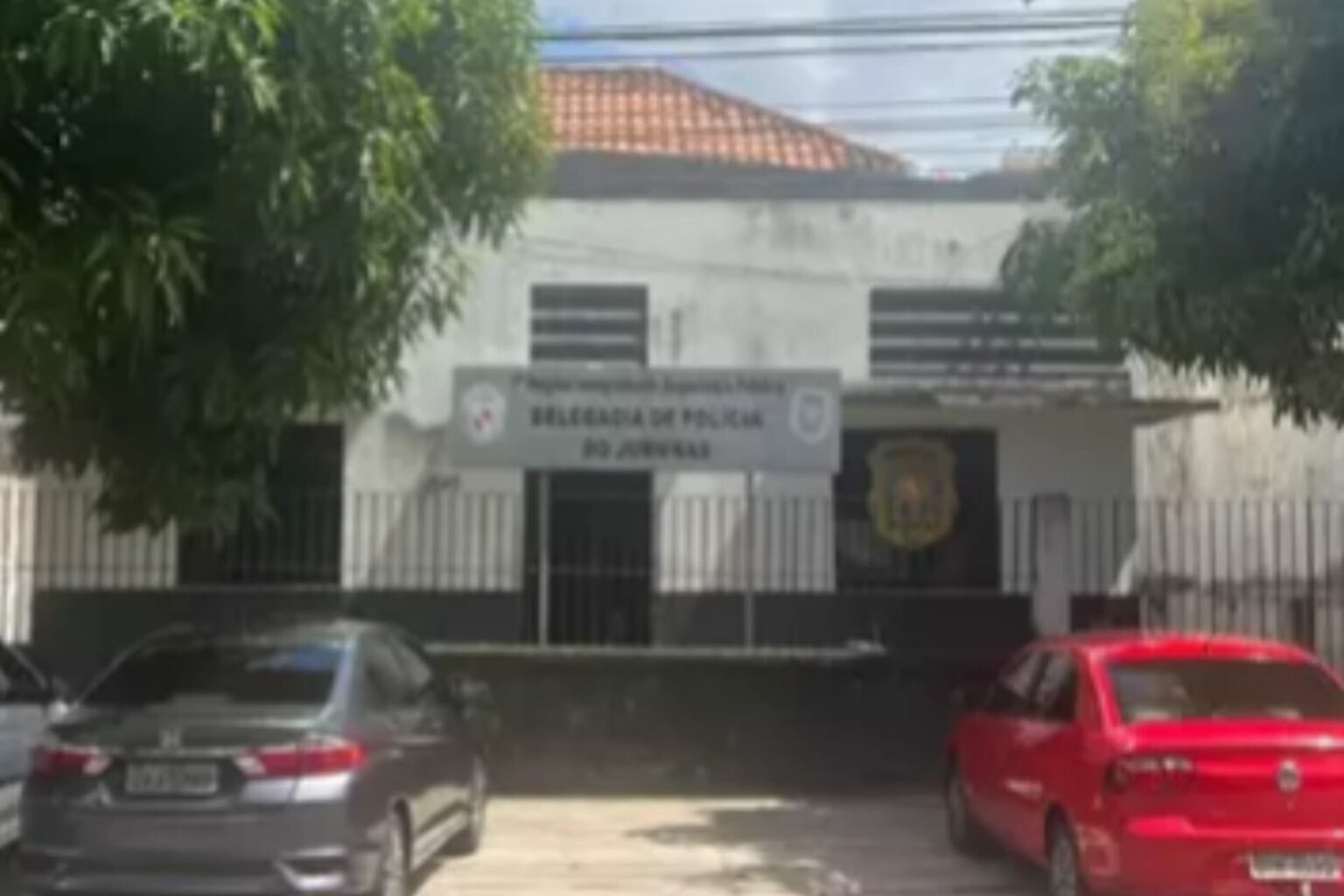 Duas pessoas são feitas reféns durante assalto em padaria no Pará