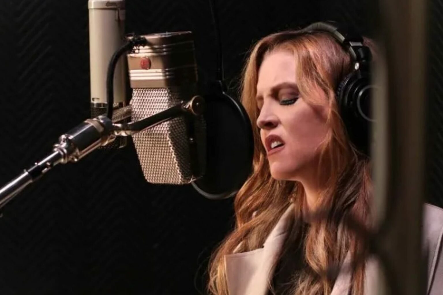 Filha de Elvis, Lisa Marie Presley morre aos 54 anos