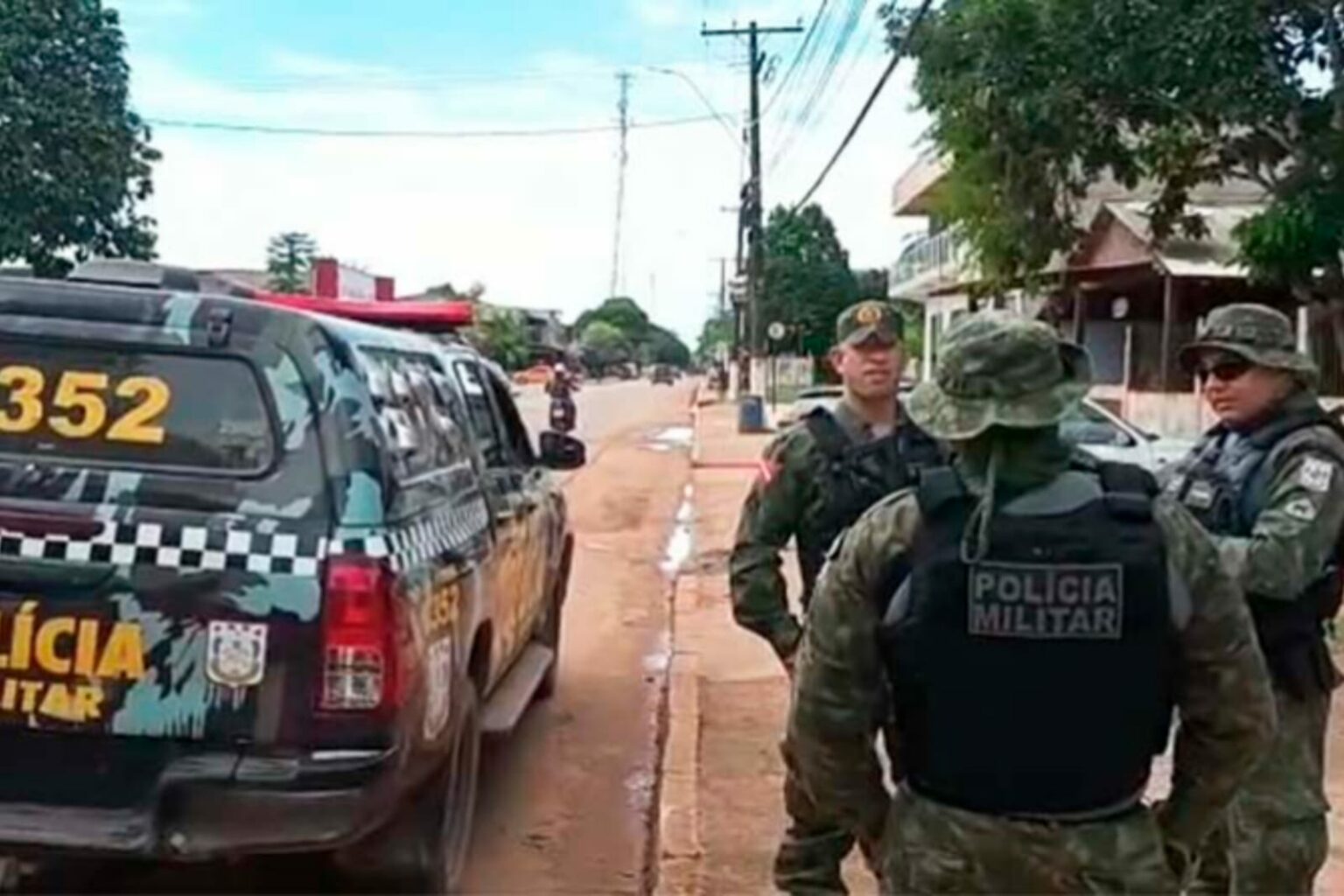 Policial é baleado na perna após entrar em luta corporal com adolescente no Pará