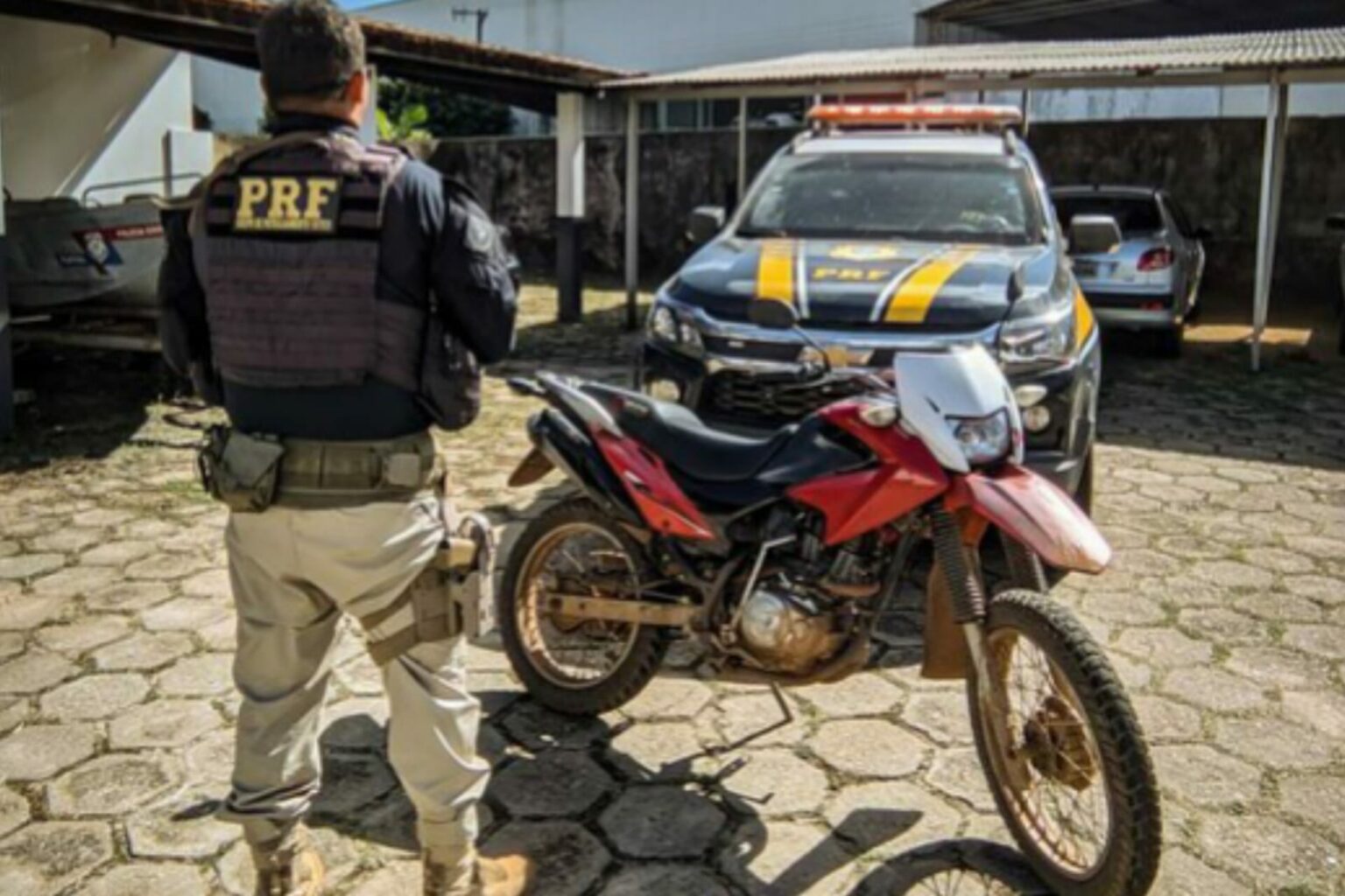 PRF apreende veículo adulterado em Tucuruí