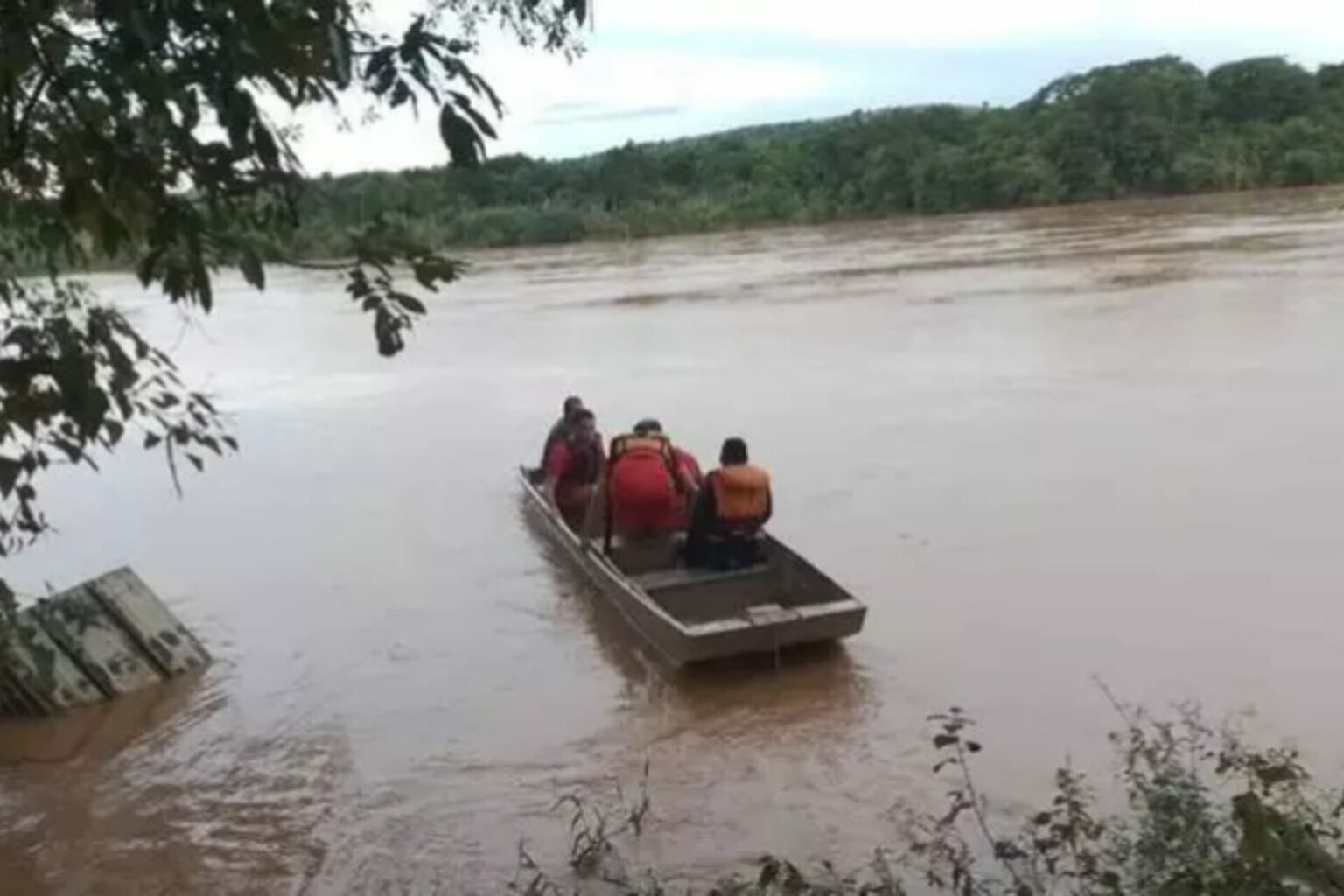 Paraense desaparece após cair de barco em Minas Gerais