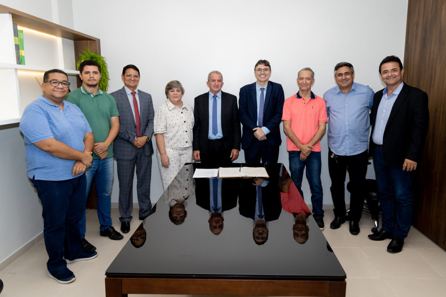 Membros da Mesa Diretora tomam posse na Câmara de Vereadores de Marabá