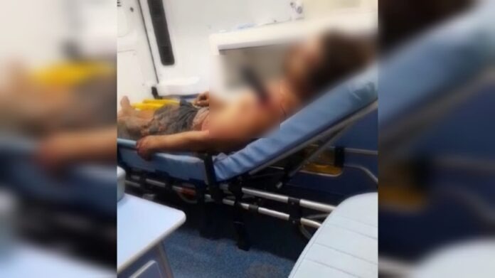 Homem fica com faca cravada no ombro após ser esfaqueado no Pará