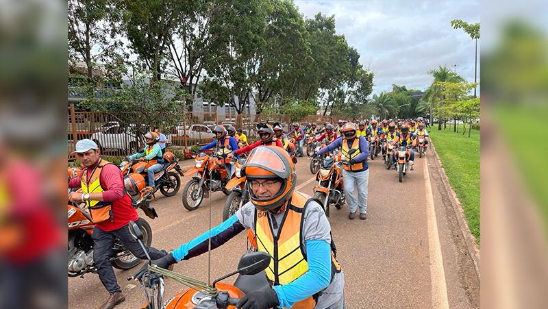Vídeo: centenas de mototaxistas protestam contra ‘Uber Moto’ em Marabá