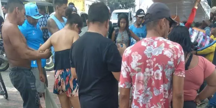 Homem é assassinado a facadas na Orla de Icoaraci