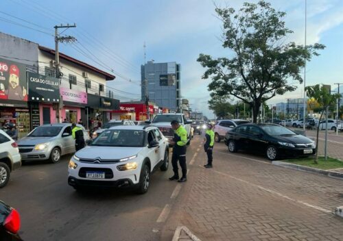 Agentes de trânsito realizam mais de 1,2 mil abordagens em Canaã