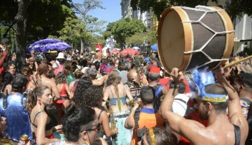 Carnaval: campanha alerta para infecções sexualmente transmissíveis