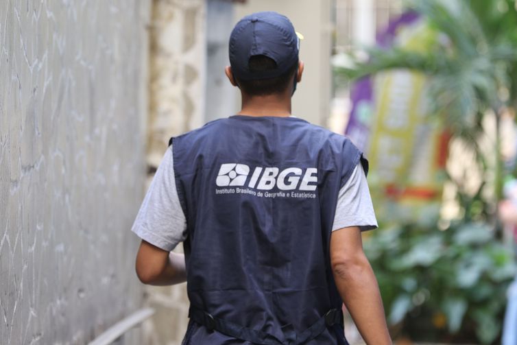 Processo seletivo do IBGE oferta 399 vagas com salários de R$ 1.300 a R$ 3.100