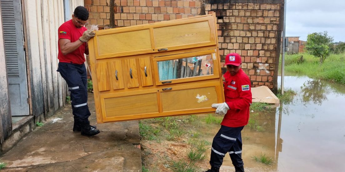 Cheia do Rio Tocantins desabriga mais de 400 famílias em Marabá