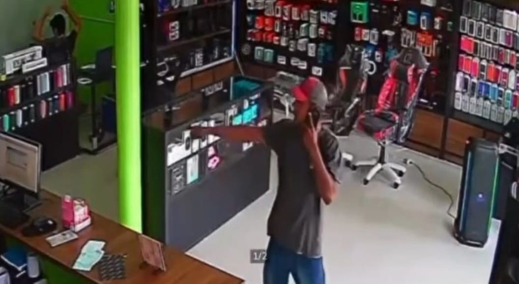 Assaltante de loja “leva a pior” em refrega com a PM de Tucuruí