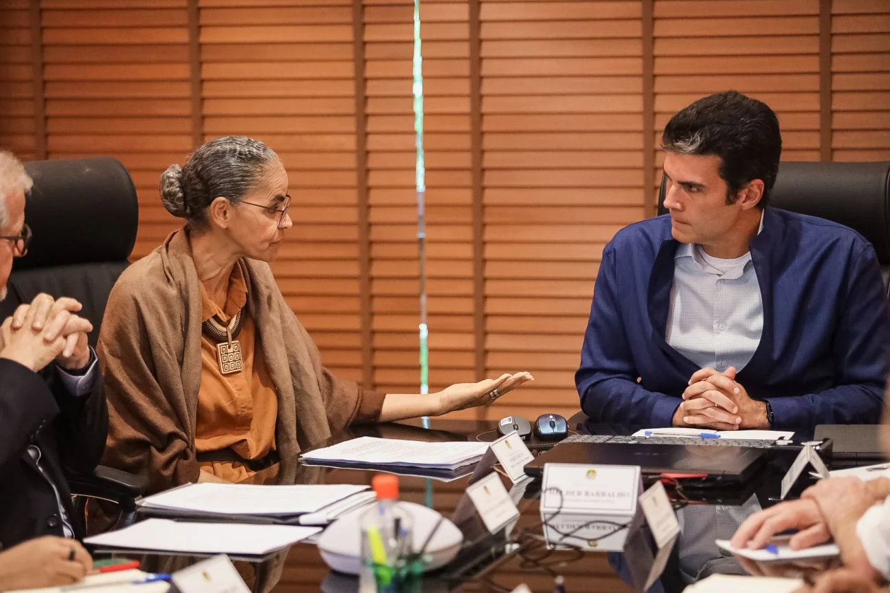 Helder e Marina Silva defendem proteção ao meio ambiente