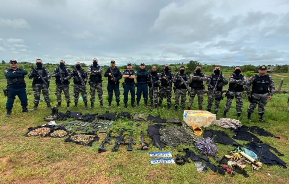 PM apreende armamento pesado, explosivos e munição em Jacundá