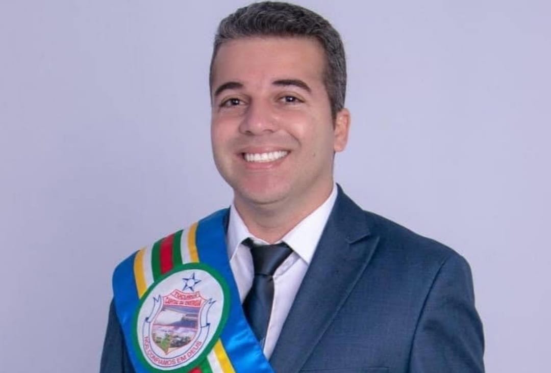 Prefeito Alexandre Siqueira reassume Prefeitura de Tucuruí