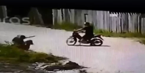 Ladrões agridem e atropelam mulher no Pará