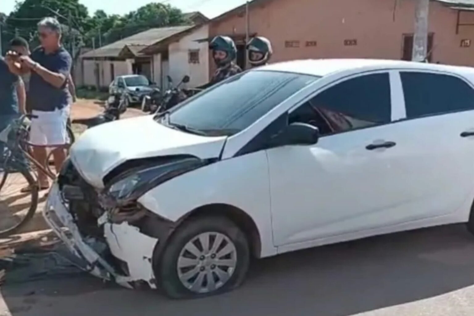 Motorista é preso após dirigir embriagado e colidir com carro estacionado no Pará