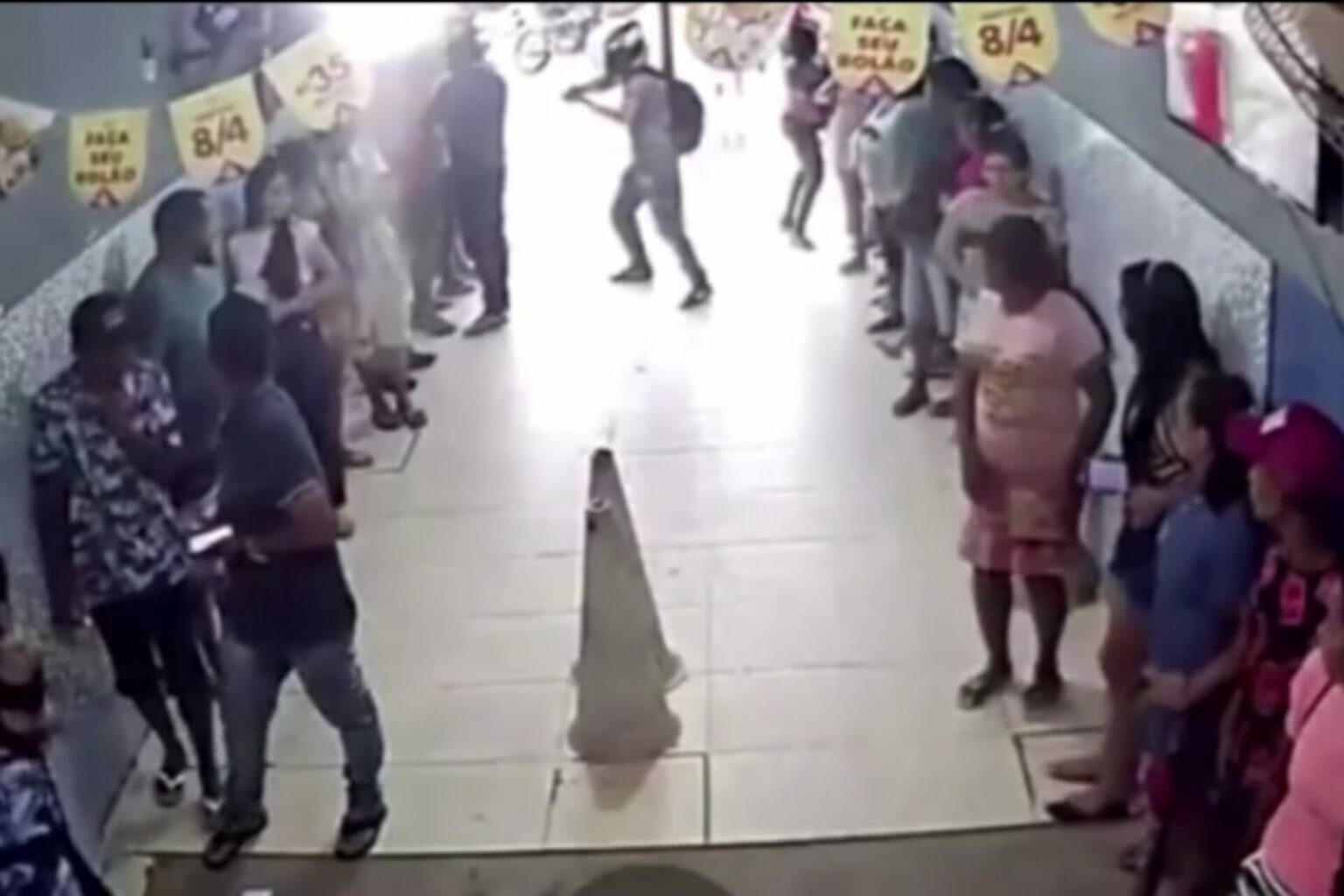 Bandidos invadem casa lotérica e roubam cliente em Concórdia do Pará