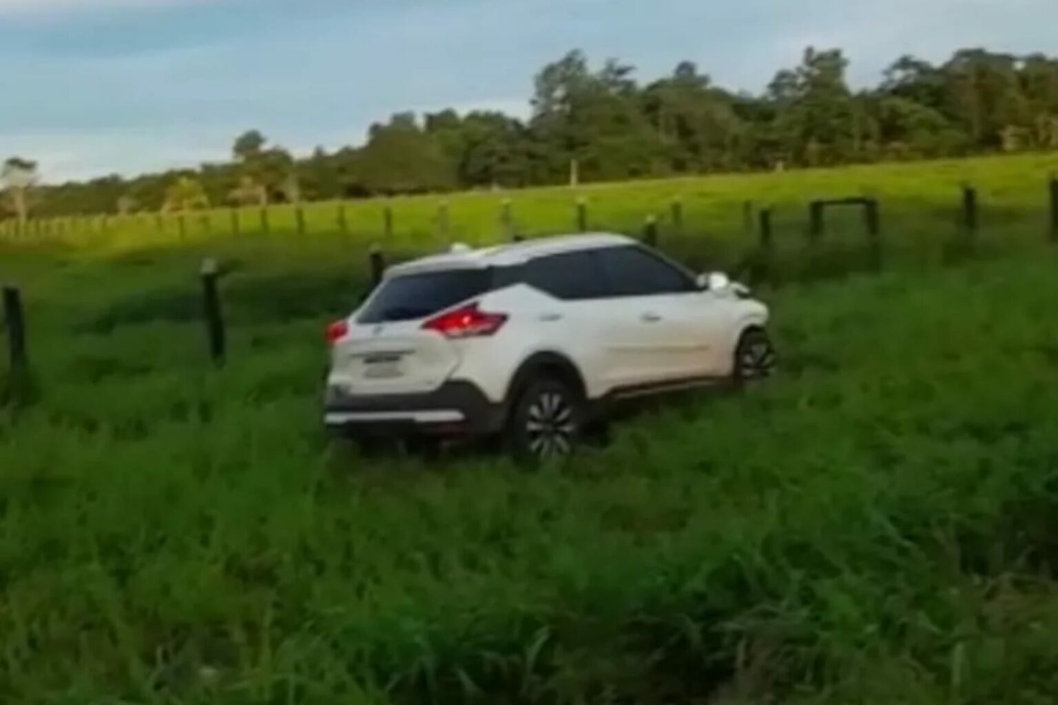 Dois veículos se chocam em Santa Maria do Pará