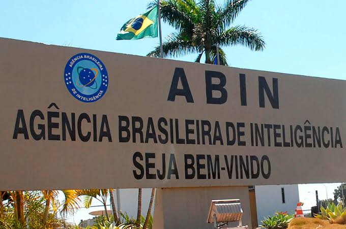 PF abre inquérito para investigar denúncias de espionagem pela Abin