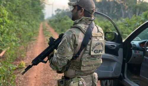 PF combate garimpo ilegal em terra indígena