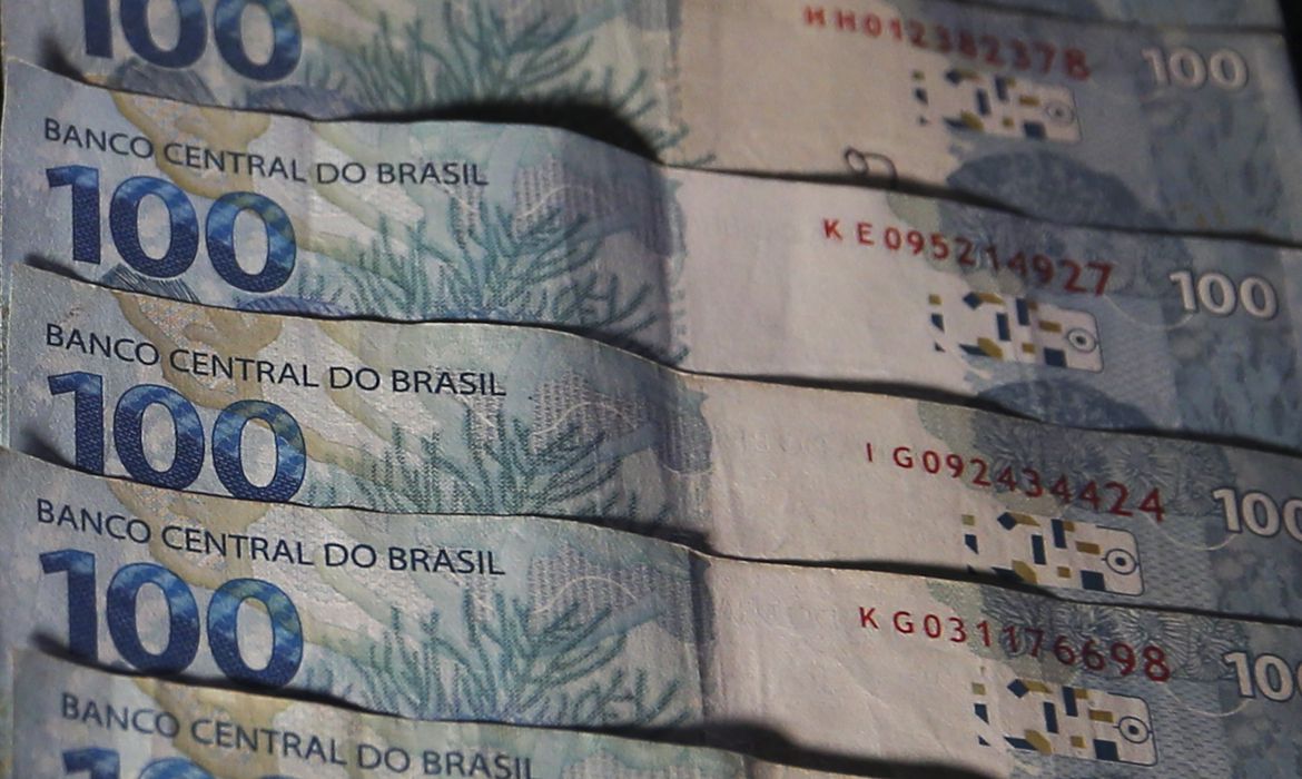 Beneficiários com NIS de final 9 recebem novo Bolsa Família