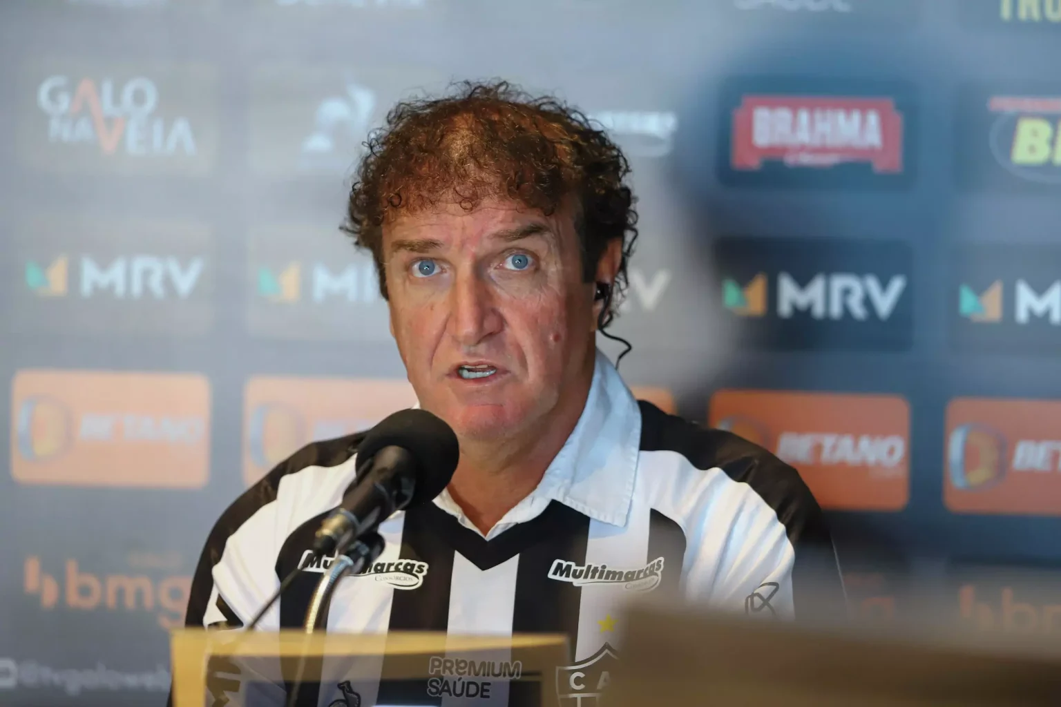 Corinthians anuncia contratação do técnico Cuca, ex-Remo