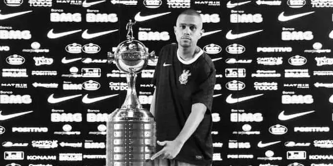 Torcedor do Corinthians morre após confusão nos arredores do Mangueirão