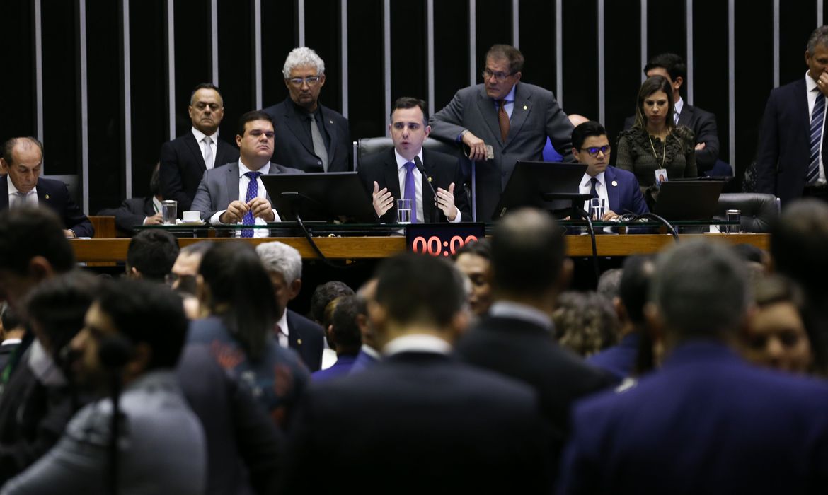 Rodrigo Pacheco instala CPMI do 8 de janeiro