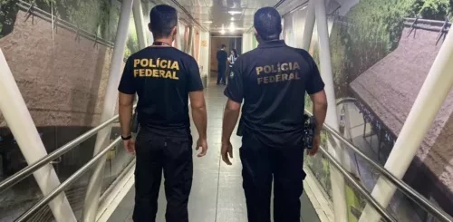 PF captura dois foragidos da justiça em aeroporto no Pará