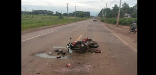 Colisão entre caminhonete e moto deixa homem ferido em Marabá