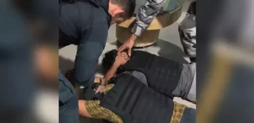 Dupla é presa por assaltar casa e manter três pessoas reféns no Pará