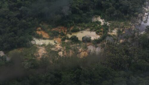 Operação contra garimpo ilegal prende dois militares no Amazonas