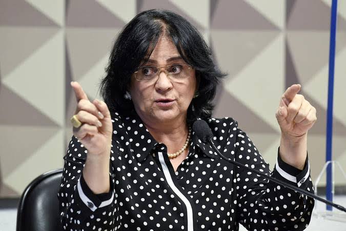 Damares Alves quer ser princesa da Ilha do Marajó