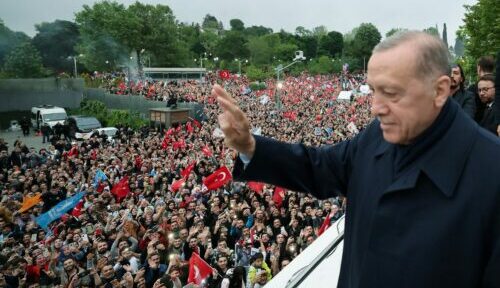 Turquia reelege Erdogan para mais cinco anos no poder
