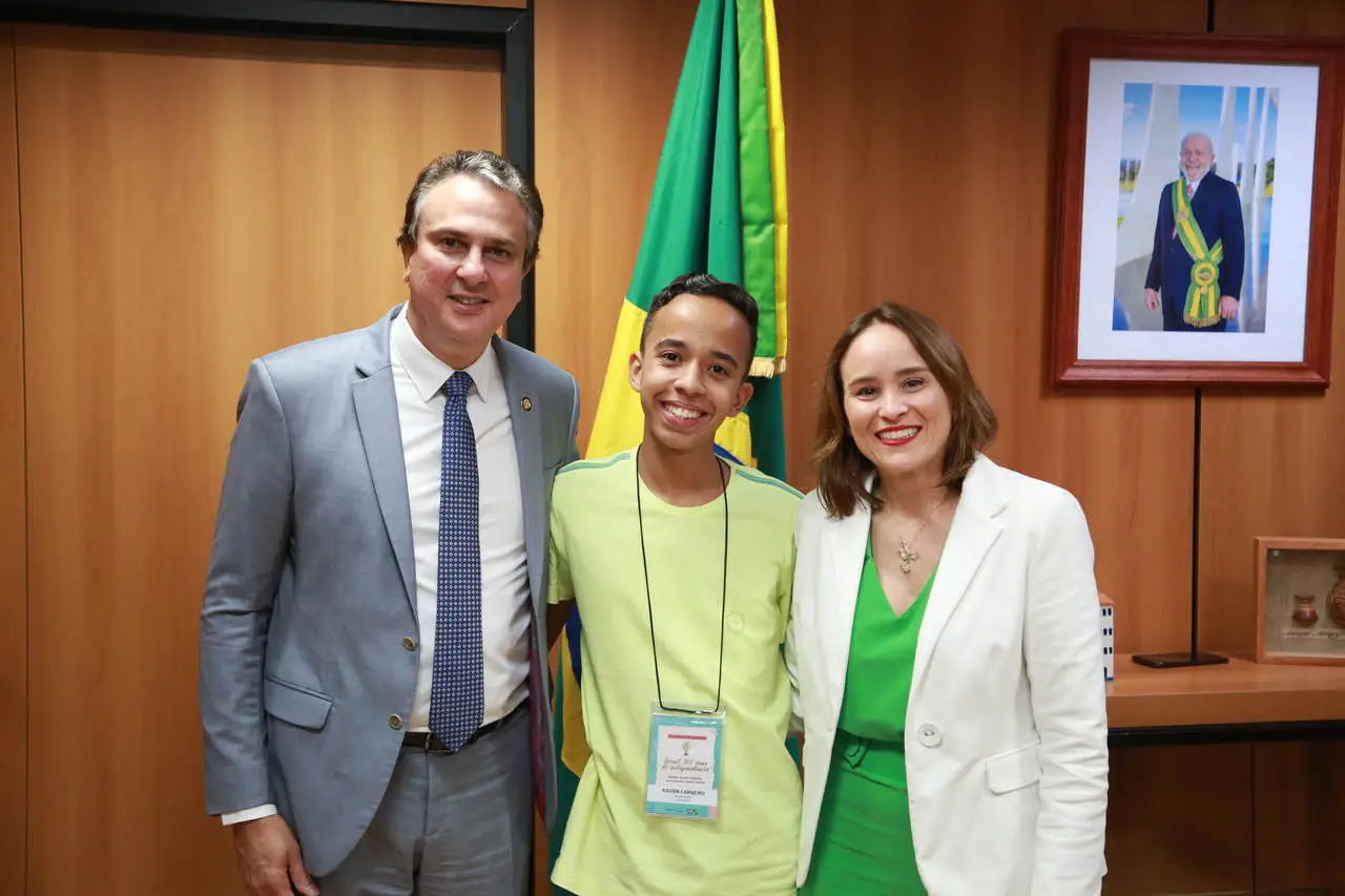 Estudante de Marabá é recebido pelo ministro da Educação