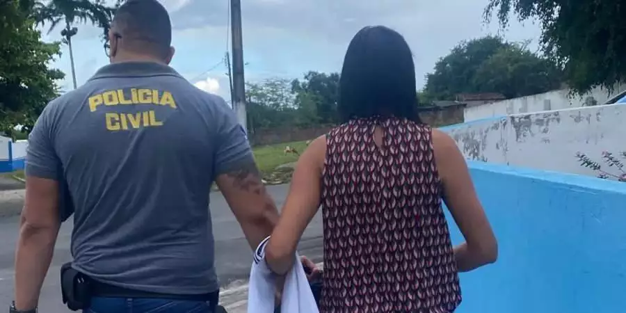 Mulher tenta matar filho do marido com outra mulher