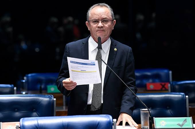 Senador Zequinha Marinho renuncia ao cargo de presidente do PL no Pará