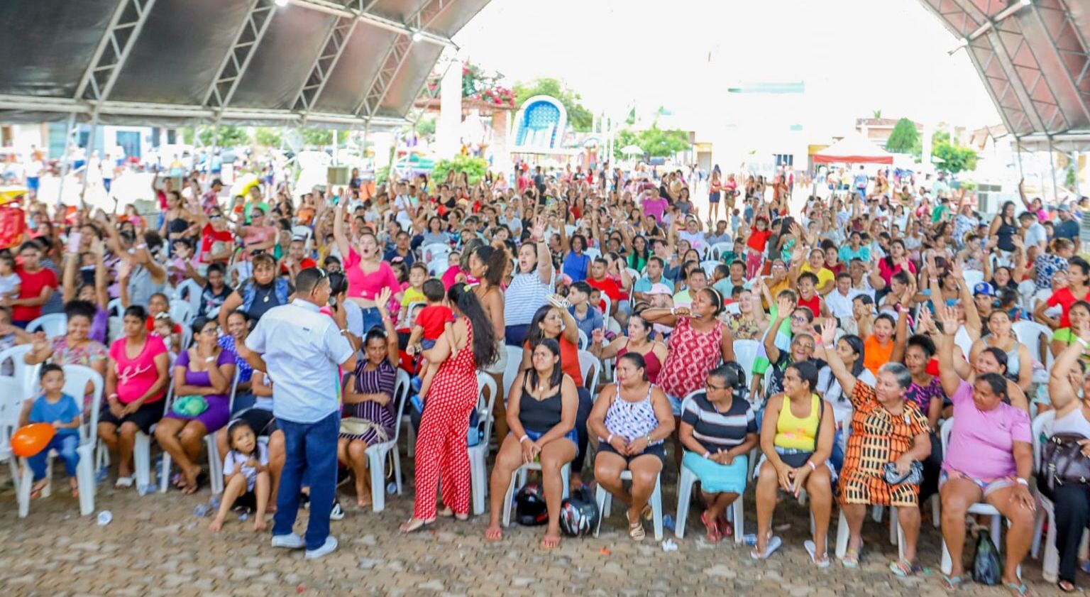 Mães participam de show de prêmios em Canaã dos Carajás